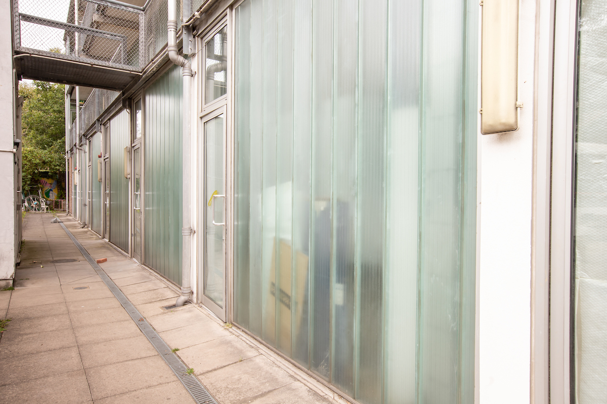 Blechynden Street, Studio 12