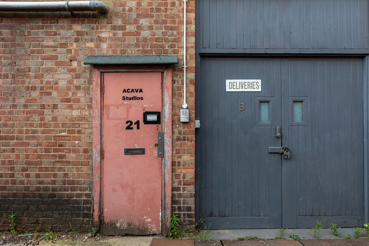 Lombard Road, Studio 20