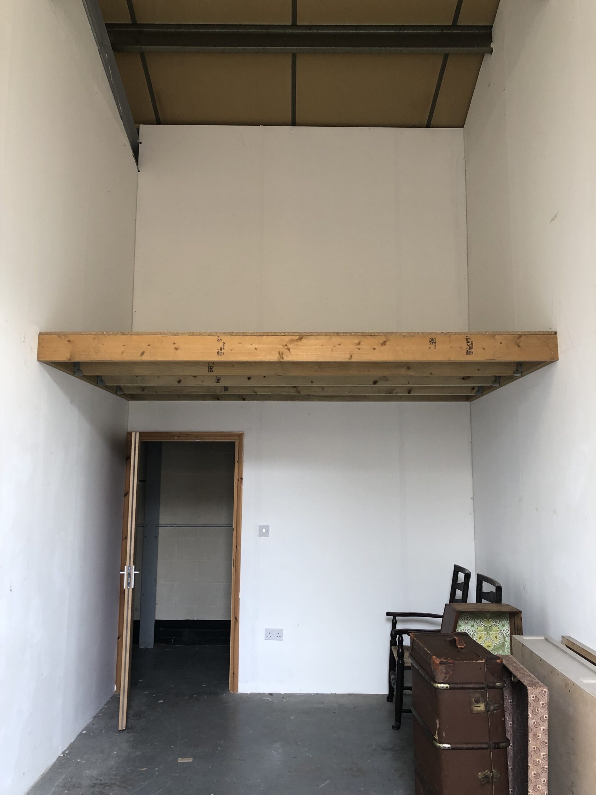 Ardleigh, Studio 24